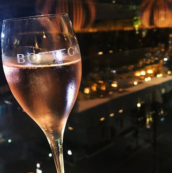 Bottega Sparkling Moscato Piccolos 3