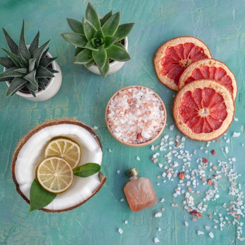 natural-heath-and-beauty-ingredients-and-essential-oil-picture-id1127773349-500×500