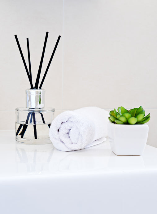 Clear Glass Diffuser Bottle 200ml - Image 2