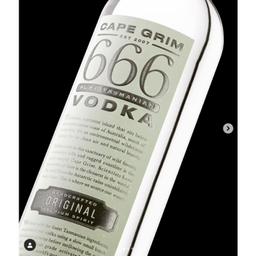 666 CAPE GRIM VODKA 50ml x 20 - Image 5