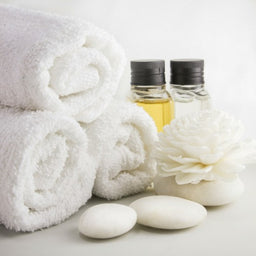 Spa-setting-with-towels-in-bath-room-000033029866_Large-500×500