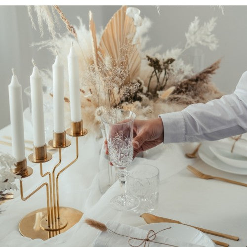 White Tablecloth 137 x 137 - Image 3