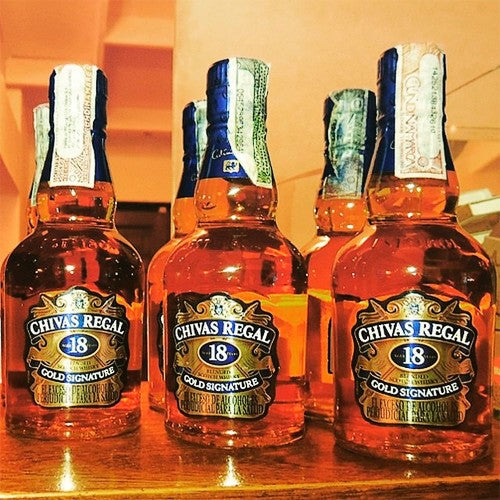 Chivas Regal 18 YO Whisky 50mL x 12 - Image 3