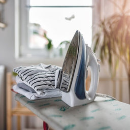 Tiffany Full Function Steam & Dry Iron - Image 2