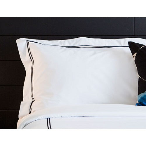 Opulence QB Embroided Duvet Set - Image 4