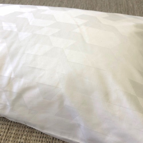 Elegant Sateen Pattern Pillowcase - Image 3