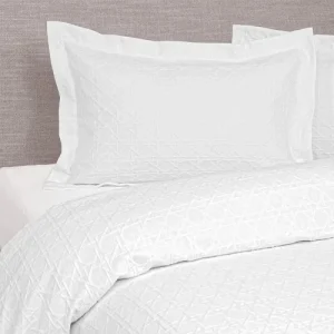 Single/Double Villa Matelassé Coverlet